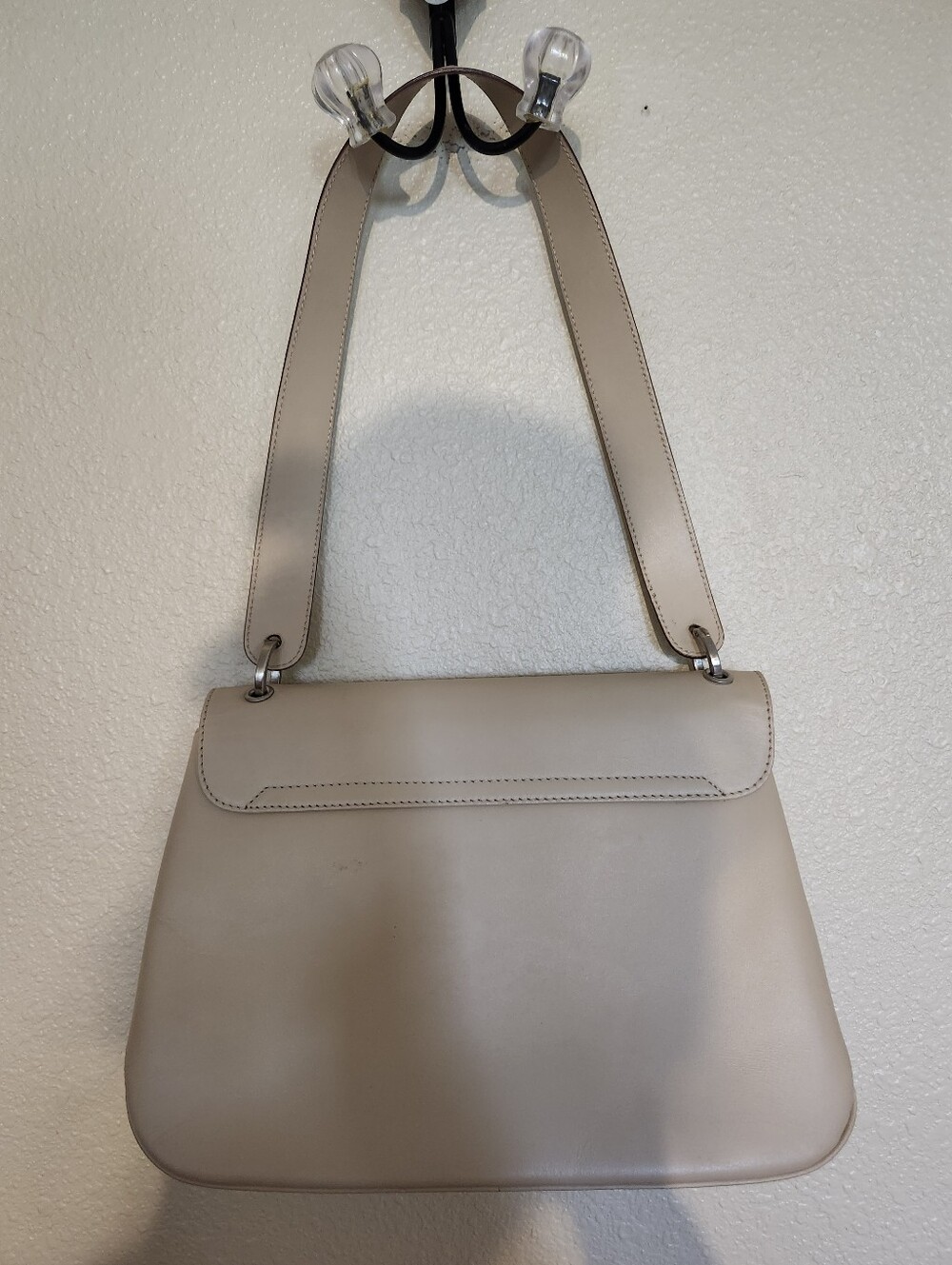Sale​✨ Salvatore Ferragamo Cream Small Leather Flap Satchel ✨ - Picture 9 of 9